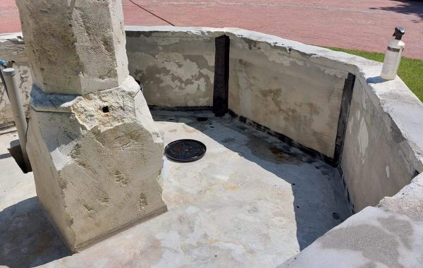 Fontein renovatie Liquid rubber en waterdicht cement